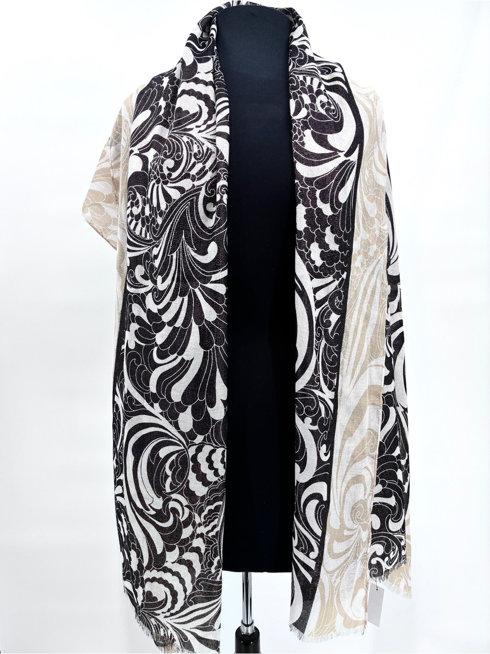 Talbots Women’s Black Beige White Floral Woven Fringe Long Rectangle Scarf NWT